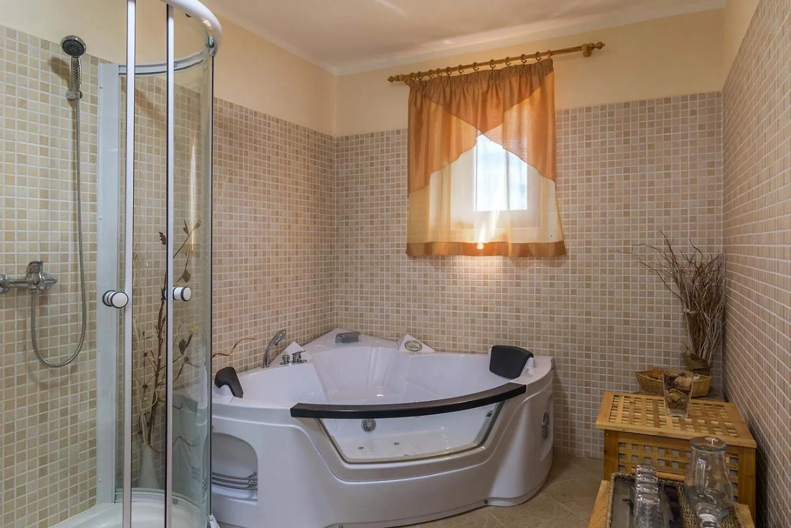 Villa Divina Sisan 0*,