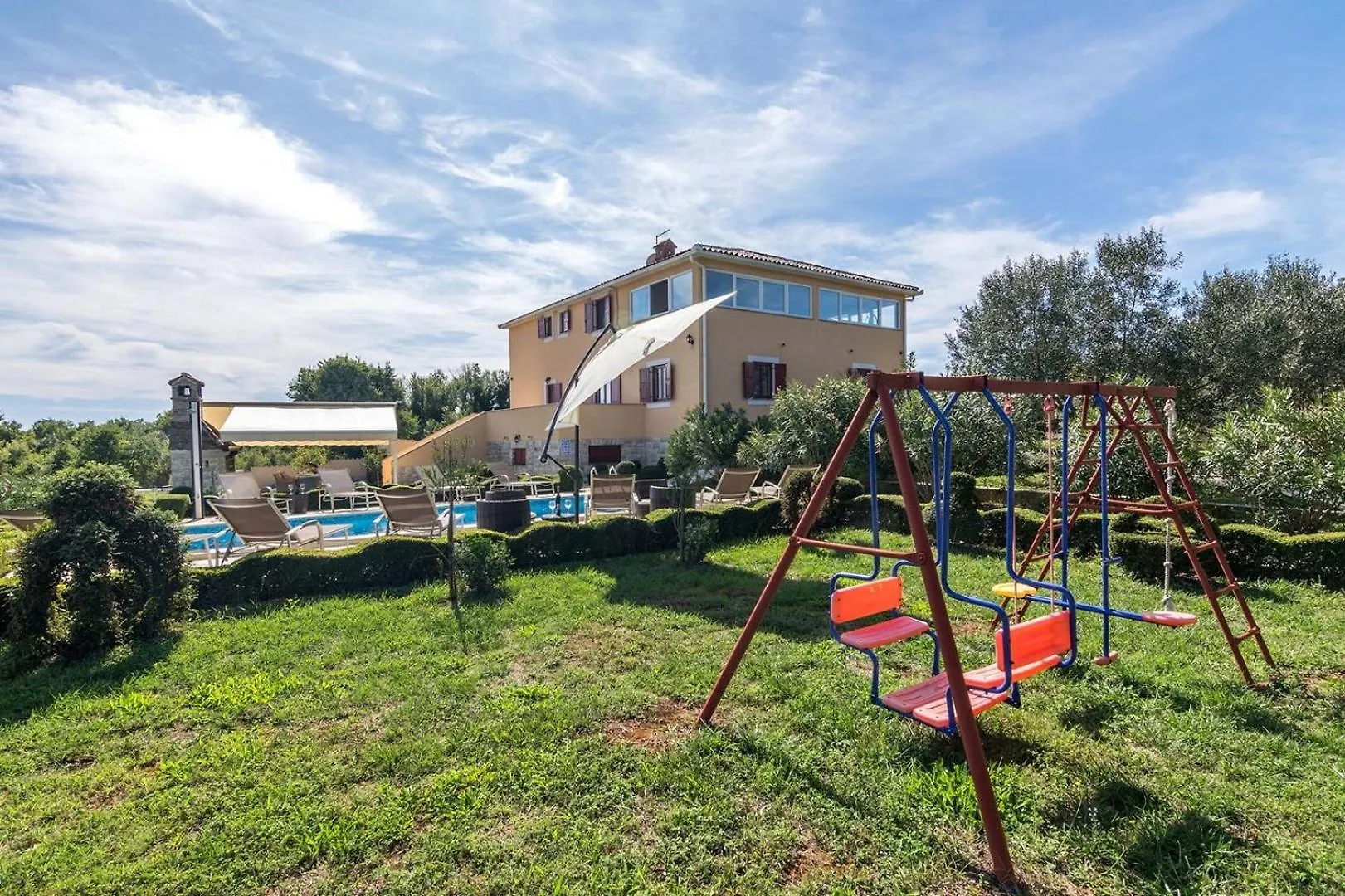 Villa Divina Sisan 0*,  Croatia
