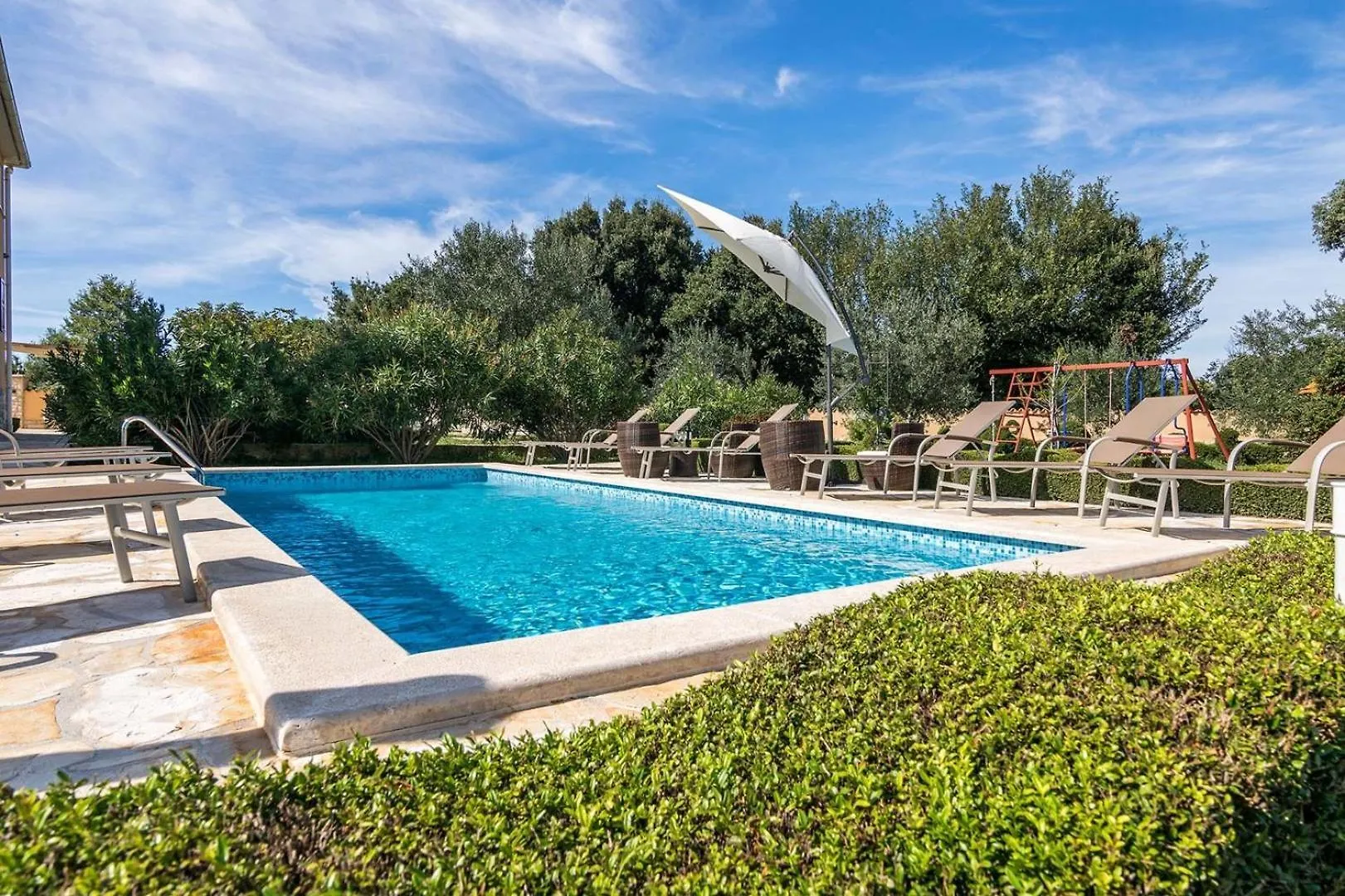 Villa Divina Sisan