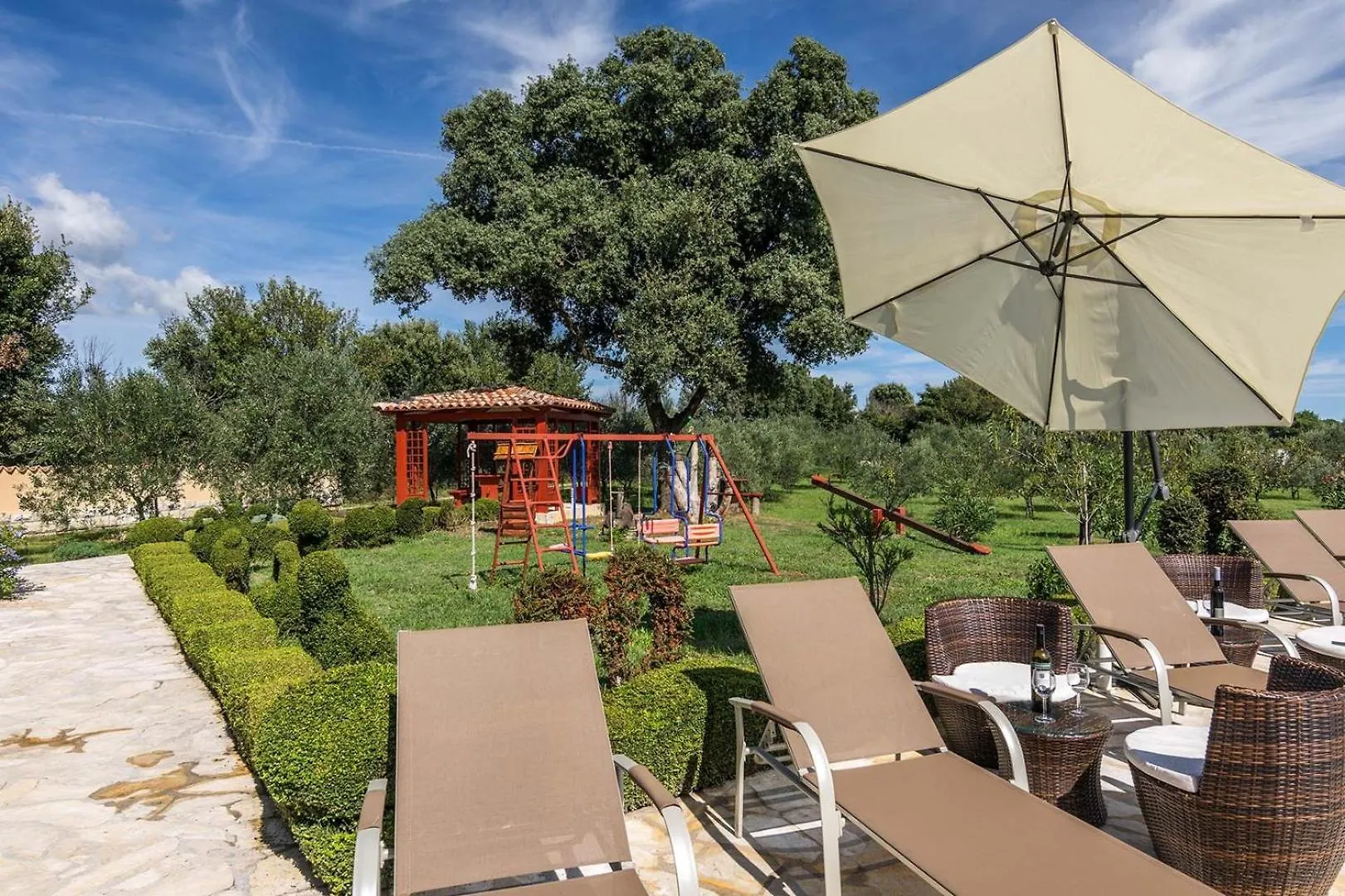 Villa Divina Sisan